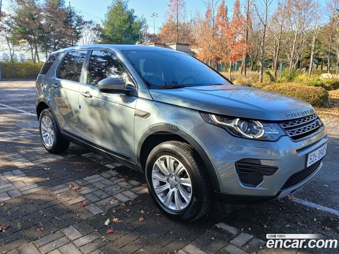 Land Rover Discovery Sport 2016 — photo 2