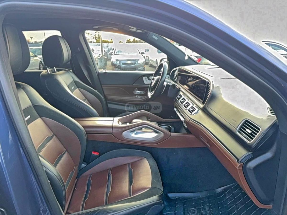 Mercedes-Benz GLE 63 AMG 2024 — photo 2
