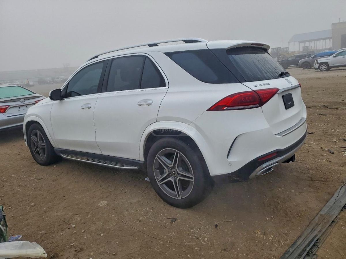 Mercedes-Benz GLE 350 2022 — photo 2