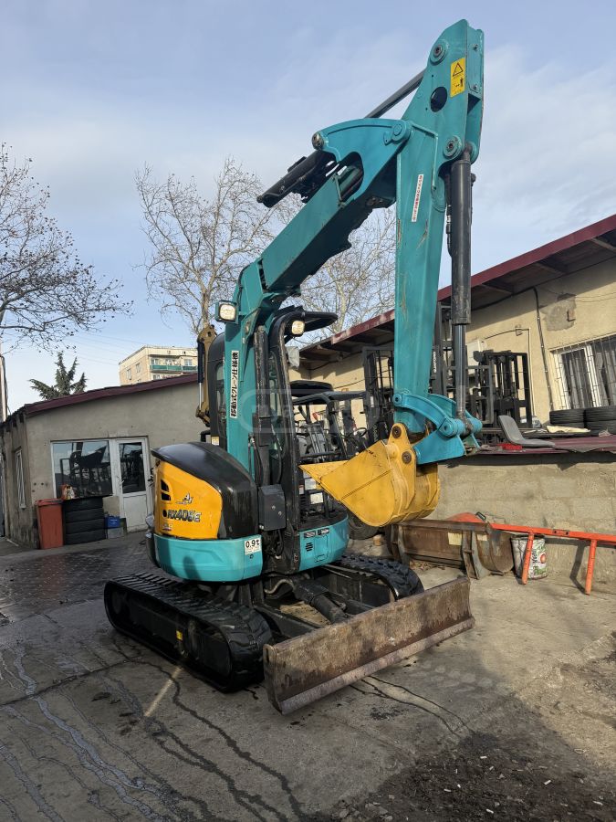 Hitachi R Series 2020 — photo 2