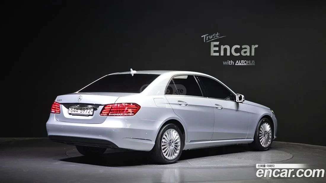 Mercedes-Benz E 63 AMG 2014 — photo 2