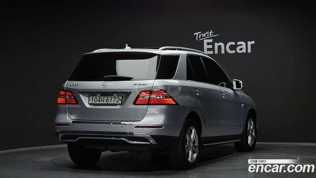 Mercedes-Benz ML 63 AMG 2014 — photo 2