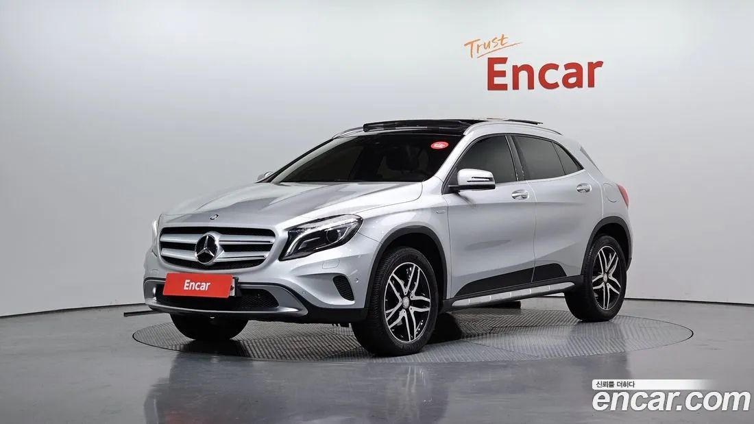 Mercedes-Benz GLA 45 AMG