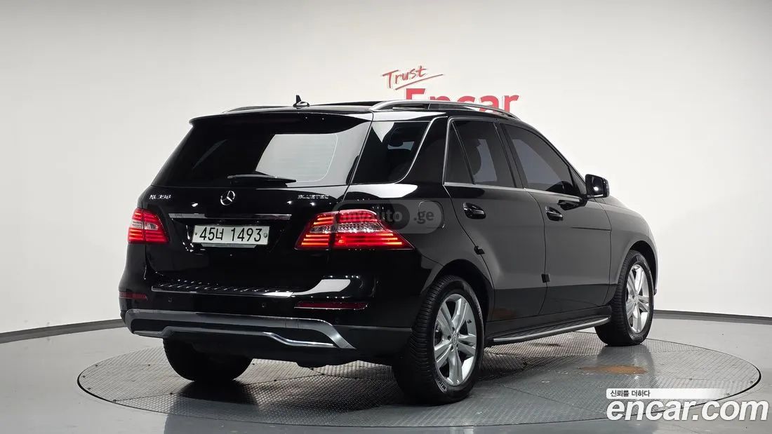 Mercedes-Benz ML 63 AMG 2014 — photo 2