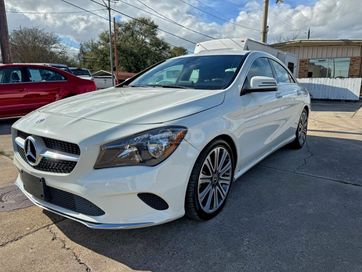 Mercedes-Benz CLA 250 2018 — photo 2