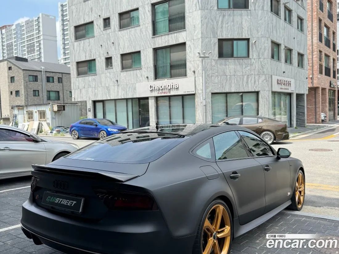 Audi RS 7 2016 — photo 2