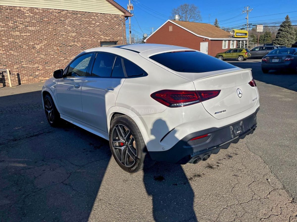 Mercedes-Benz GLE 53 2023 — photo 2