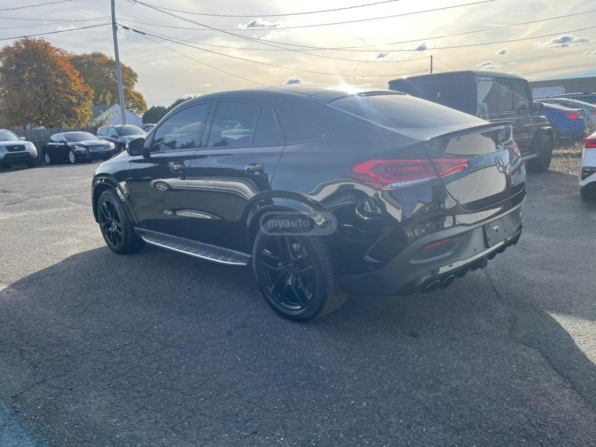 Mercedes-Benz GLE 53 2021 — photo 2
