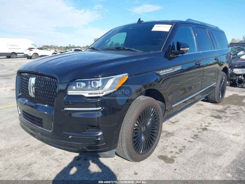 Lincoln Navigator