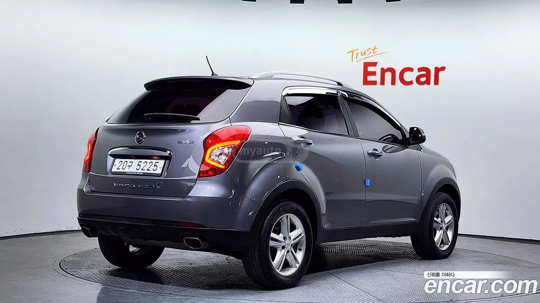 Ssangyong Korando 2014 — photo 2