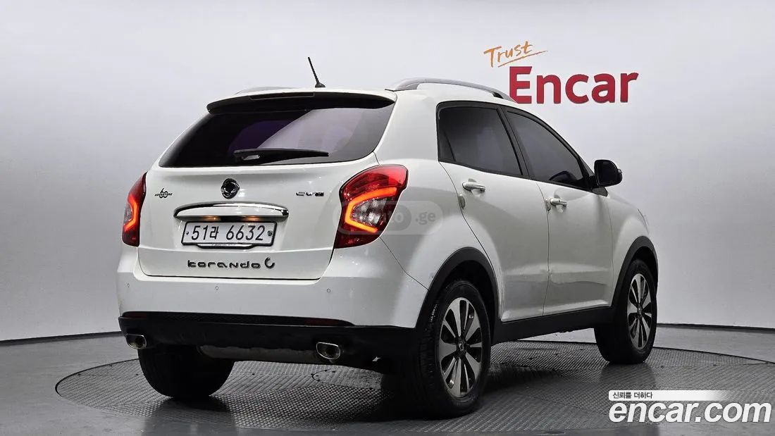 Ssangyong Korando 2015 — photo 2