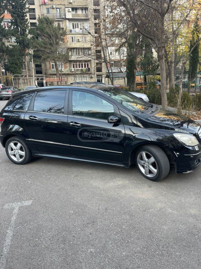 Mercedes-Benz B 170 2007 — photo 2