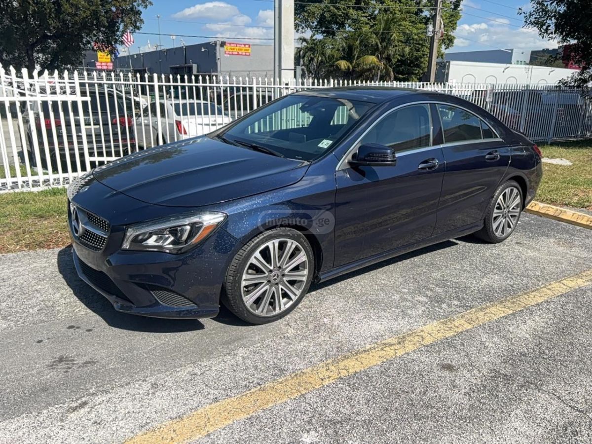 Mercedes-Benz CLA 250 2018 — photo 2
