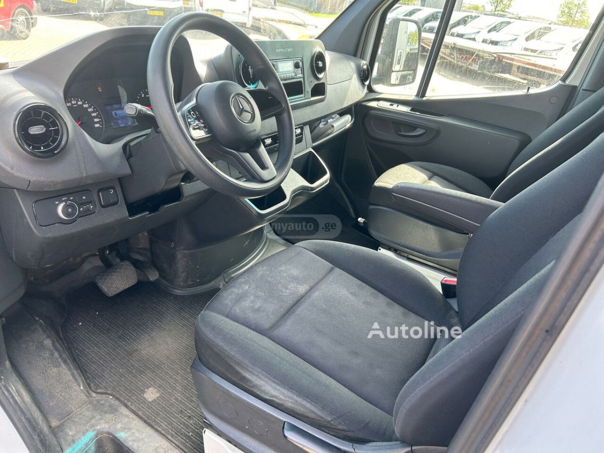 Mercedes-Benz Sprinter 2022 — photo 2
