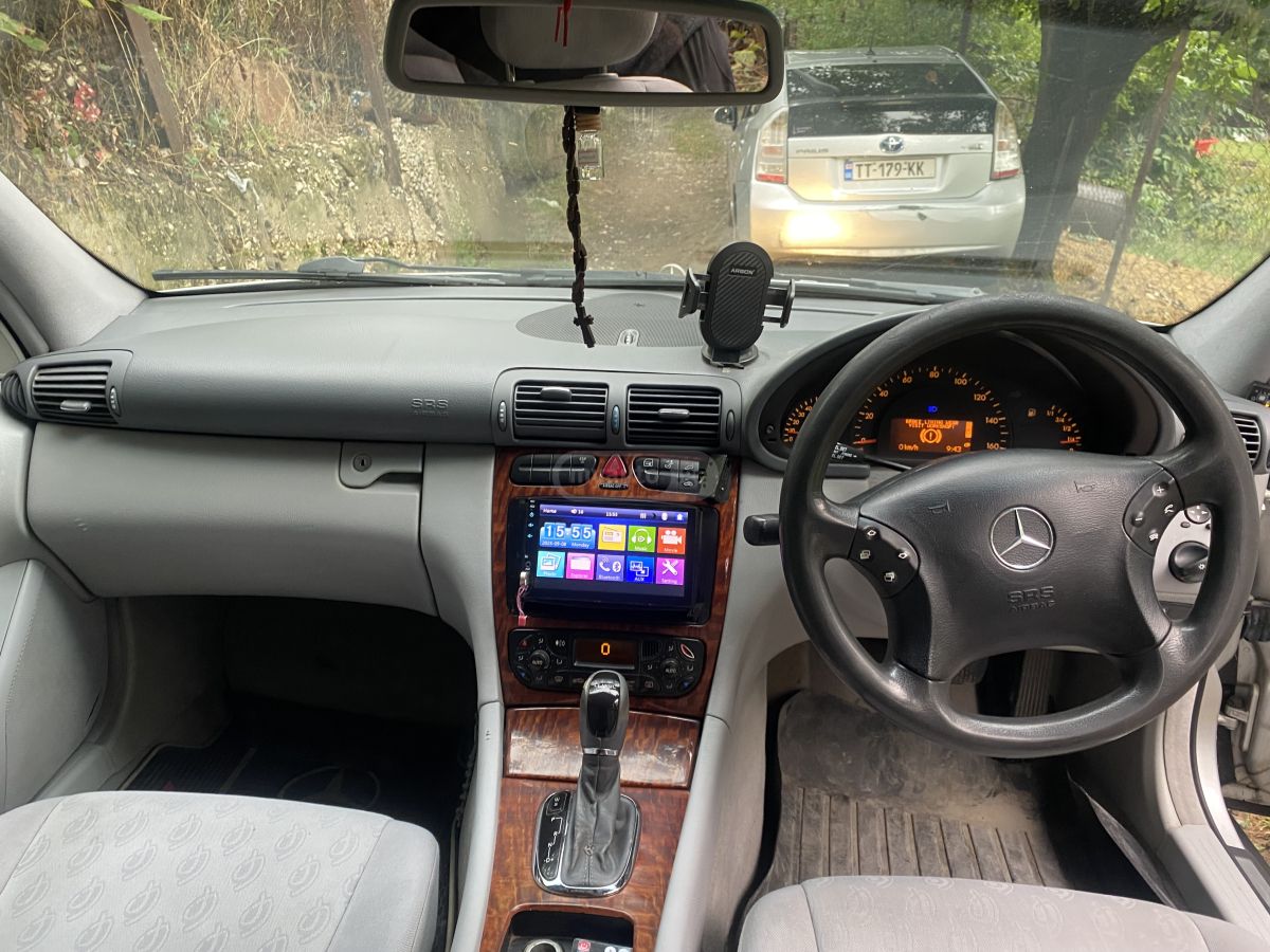 Mercedes-Benz C 180 2001 — photo 2