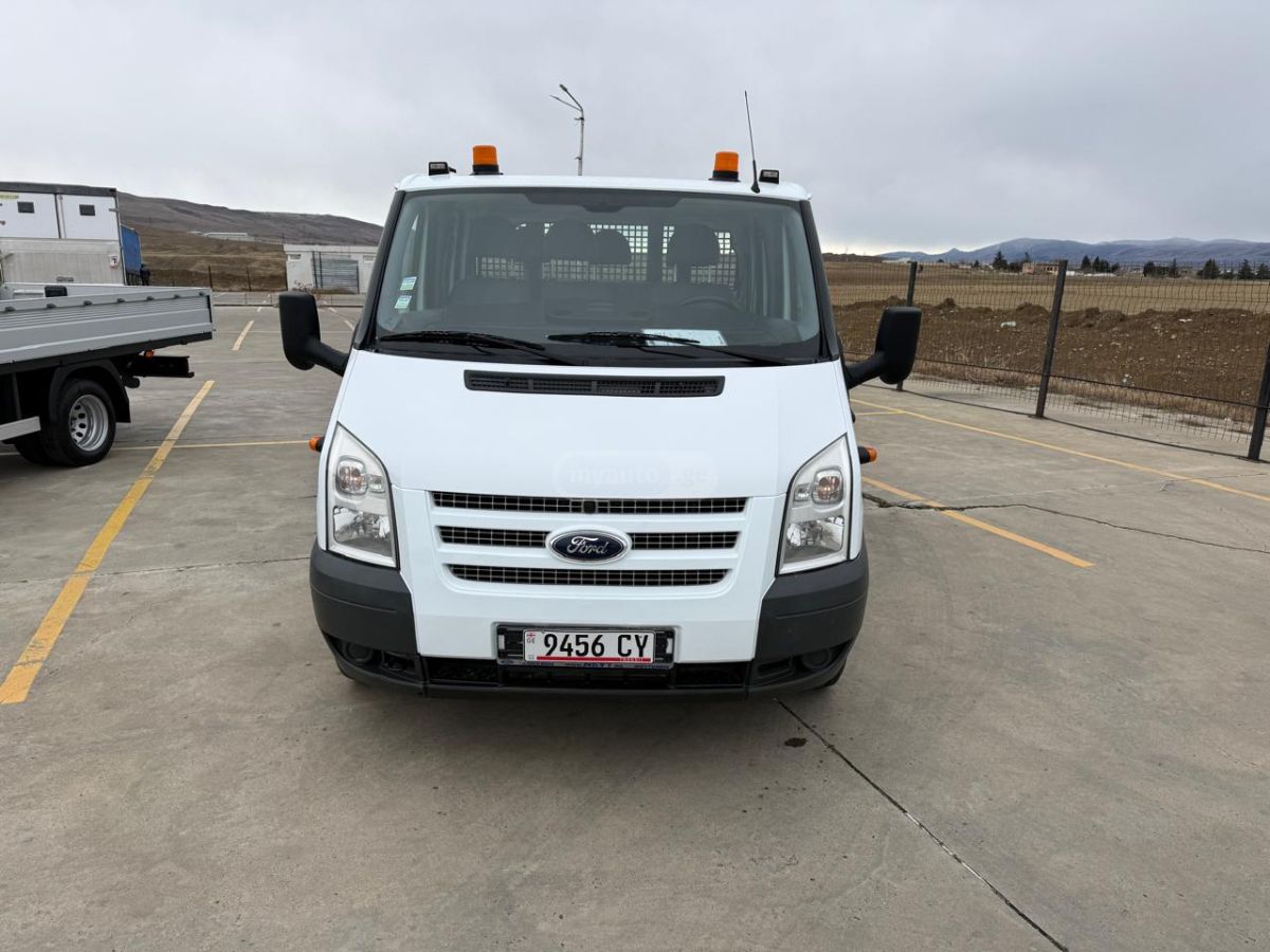Ford Transit 2013 — photo 2