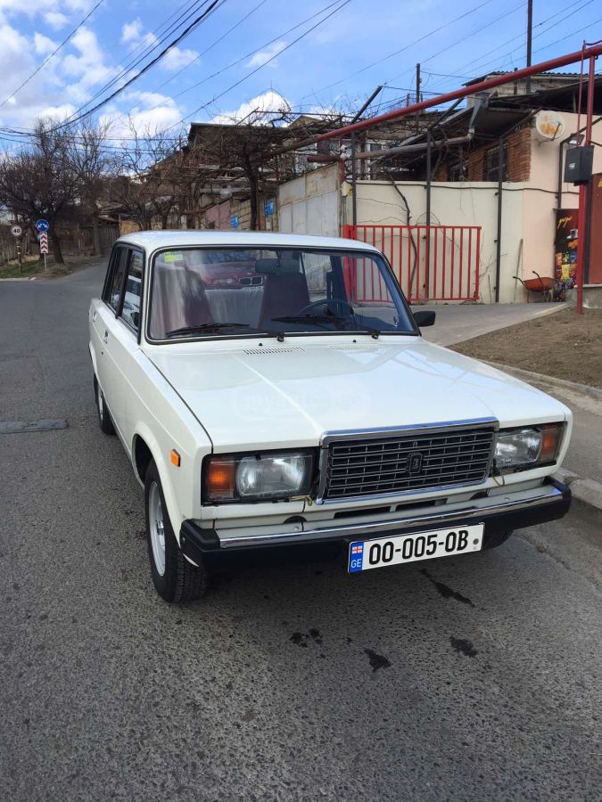 VAZ 2107 1989 — photo 2