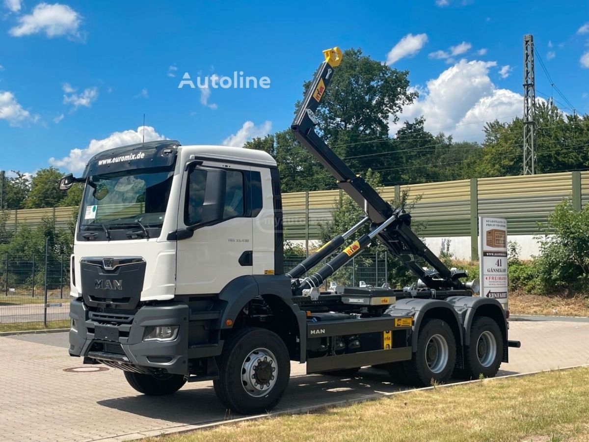 Isuzu TGS 2025 — photo 2