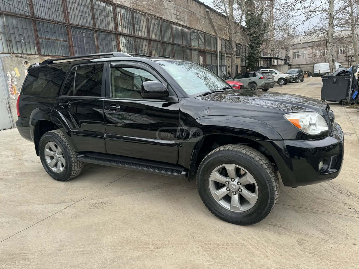 Toyota 4 Runner 2006 — photo 2