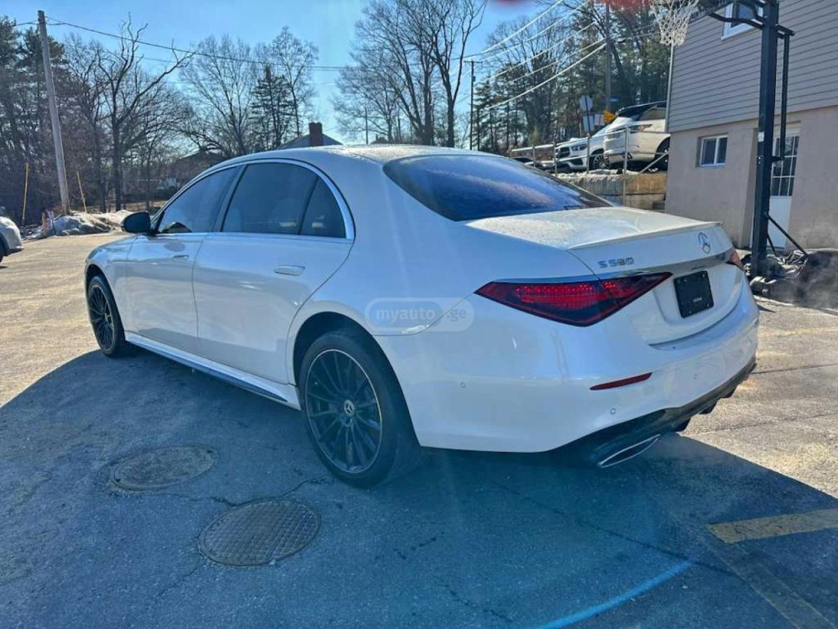 Mercedes-Benz CLS 55 AMG 2022 — photo 2