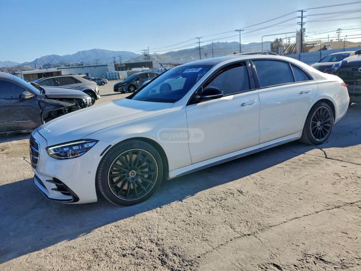 Mercedes-Benz CLS 500