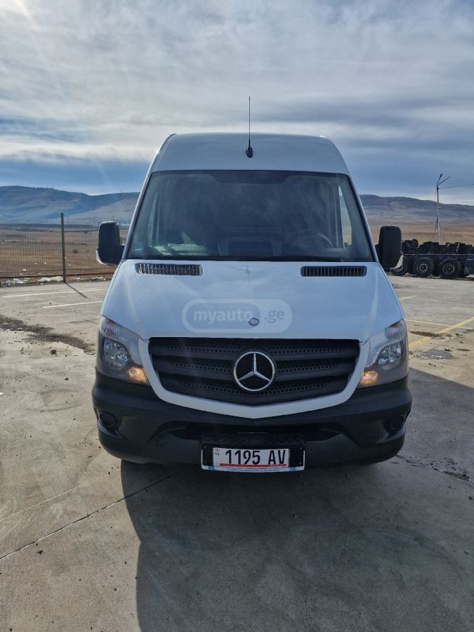 Mercedes-Benz Sprinter