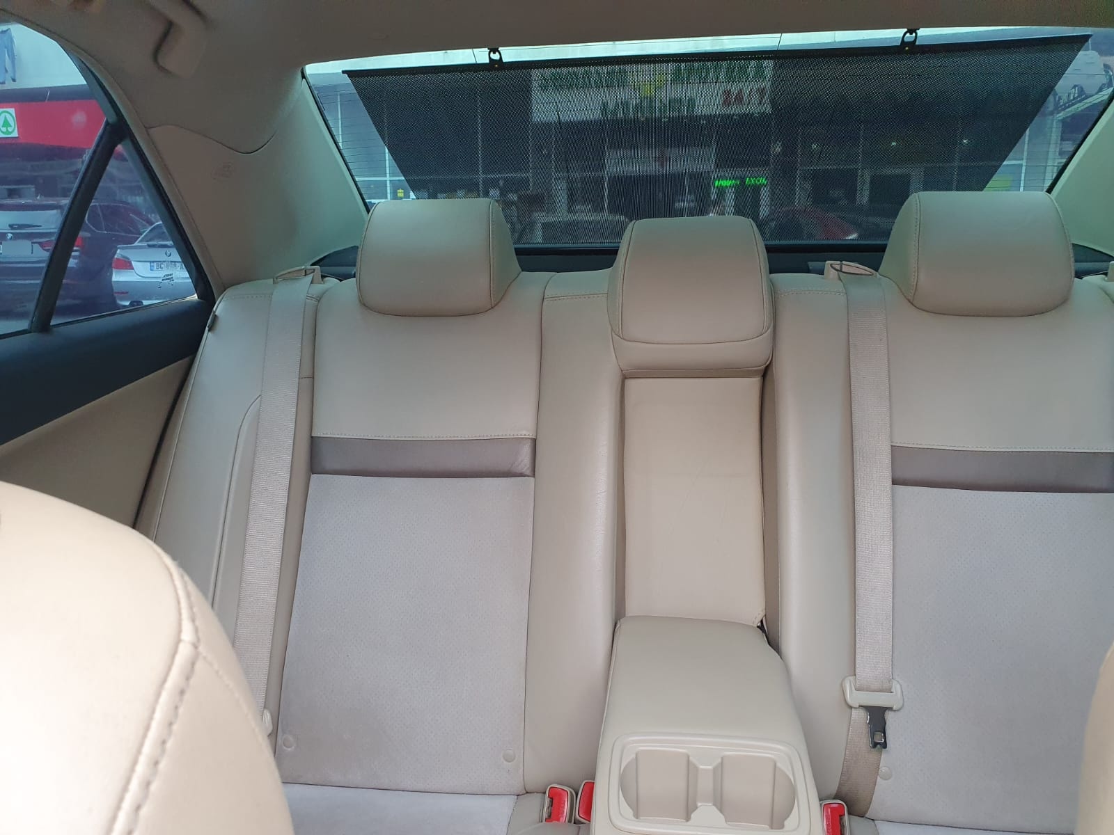Toyota Camry 2012 — photo 2