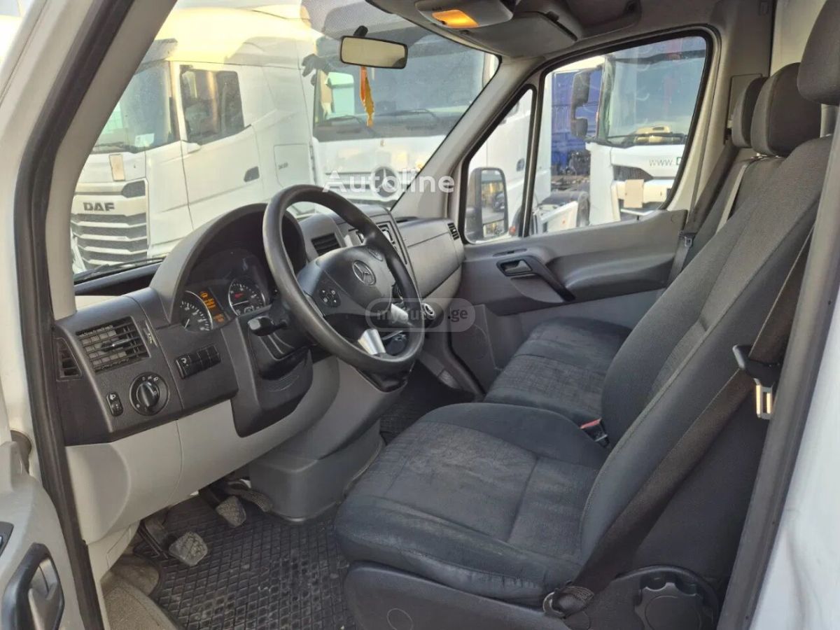 Mercedes-Benz Sprinter 2019 — photo 2