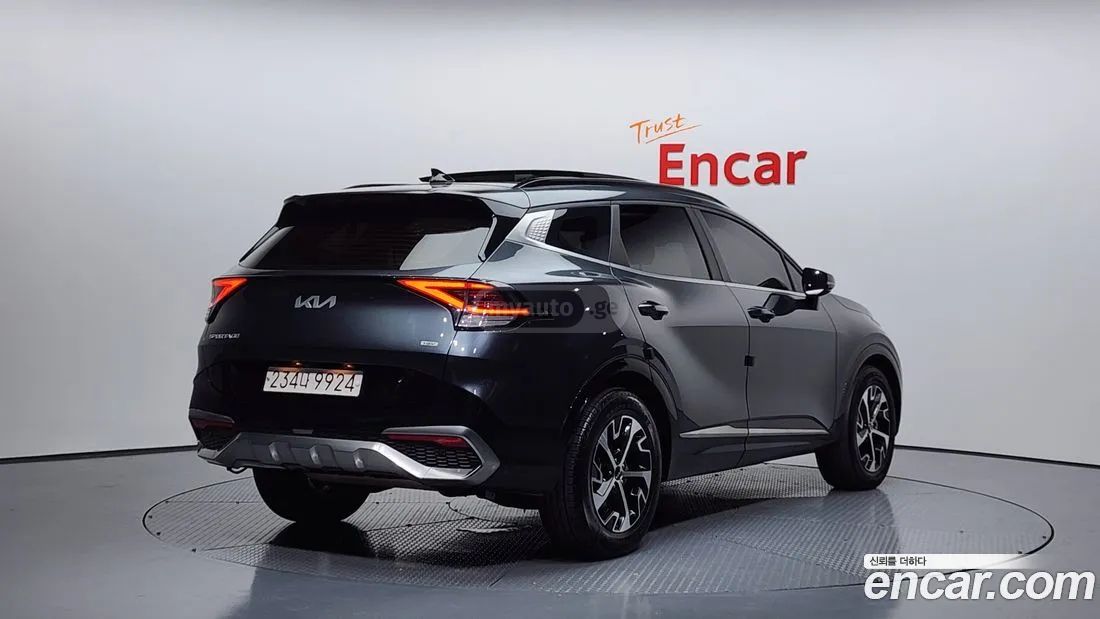 Kia Sportage 2022 — photo 2