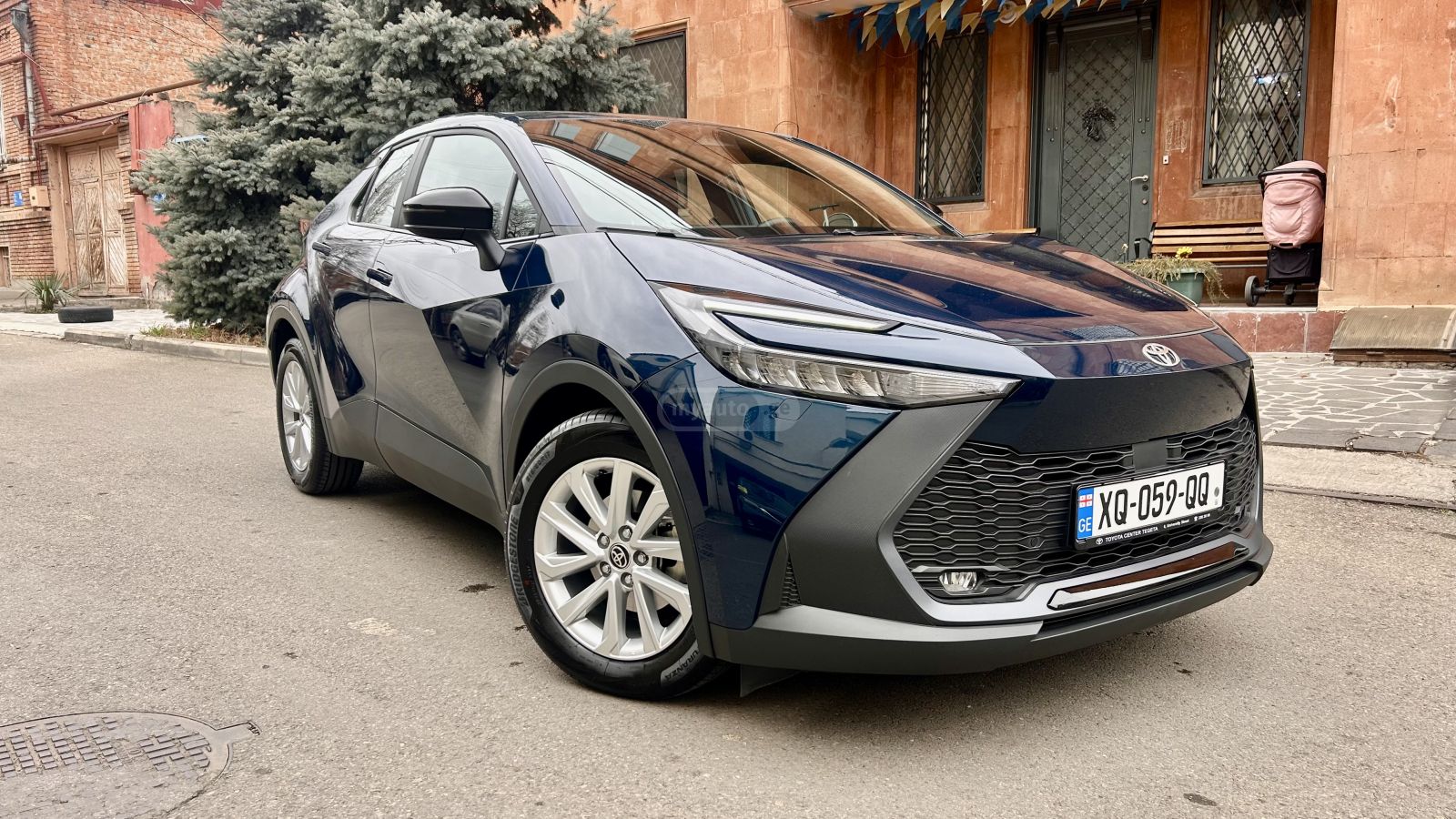 Toyota CHR 2024 — photo 2