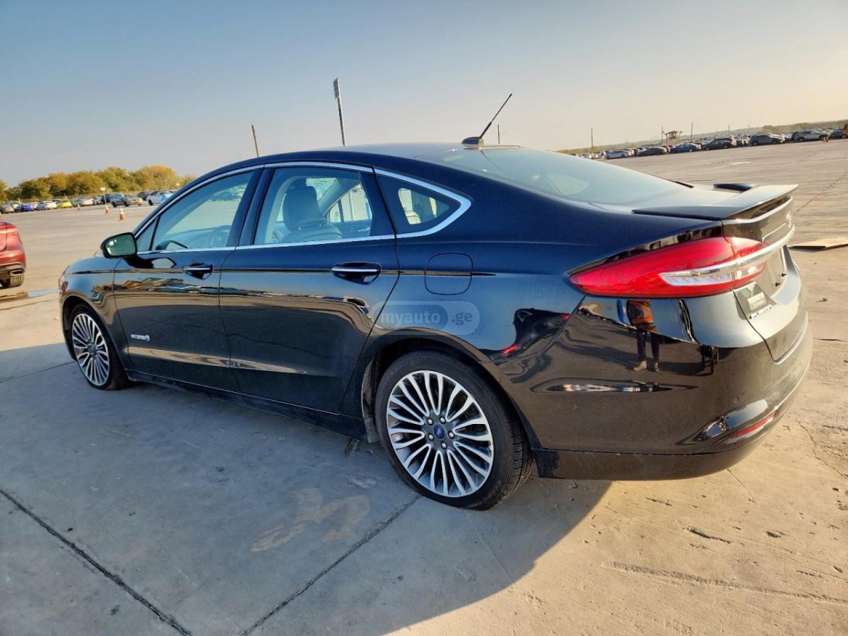 Ford Fusion 2017 — photo 2