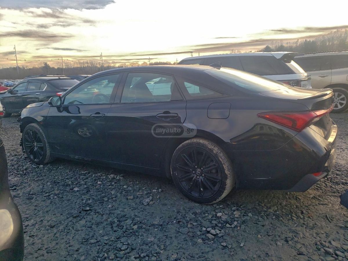 Toyota Avalon 2022 — photo 2