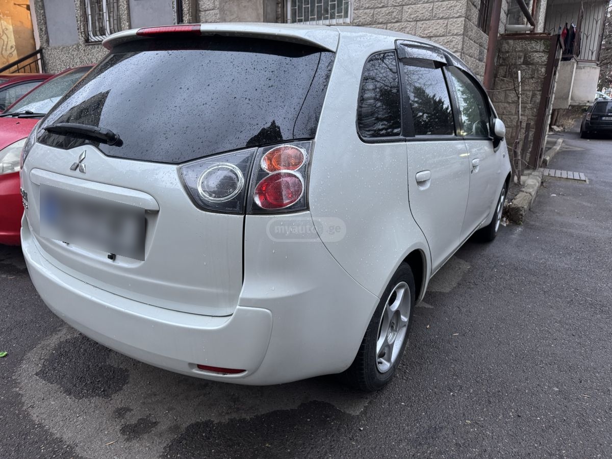 Mitsubishi Colt Plus 2006 — photo 2