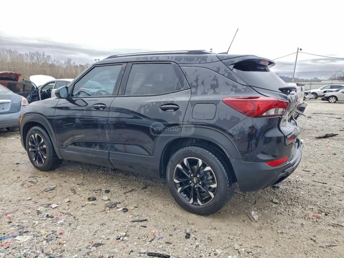 Chevrolet Trailblazer 2021 — photo 2