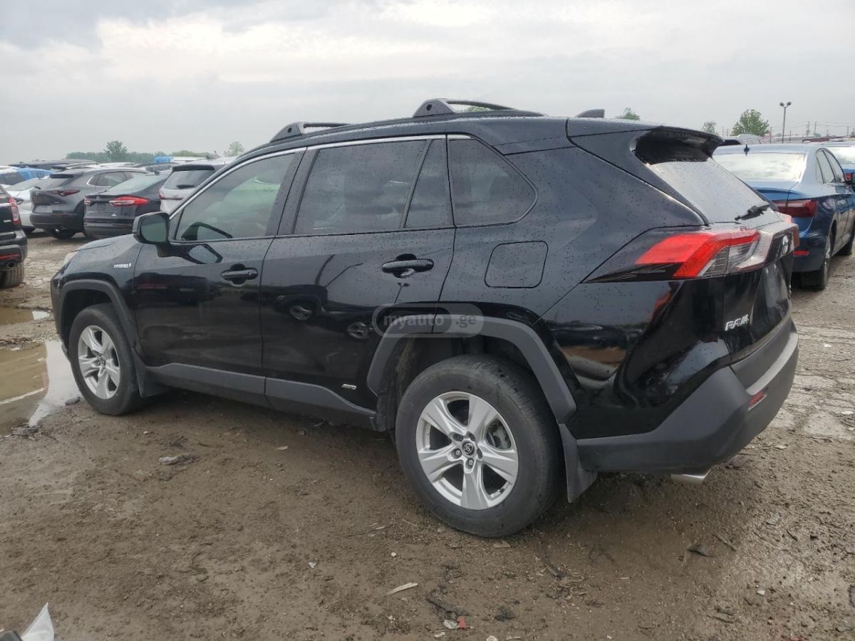 Toyota RAV 4 2019 — photo 2
