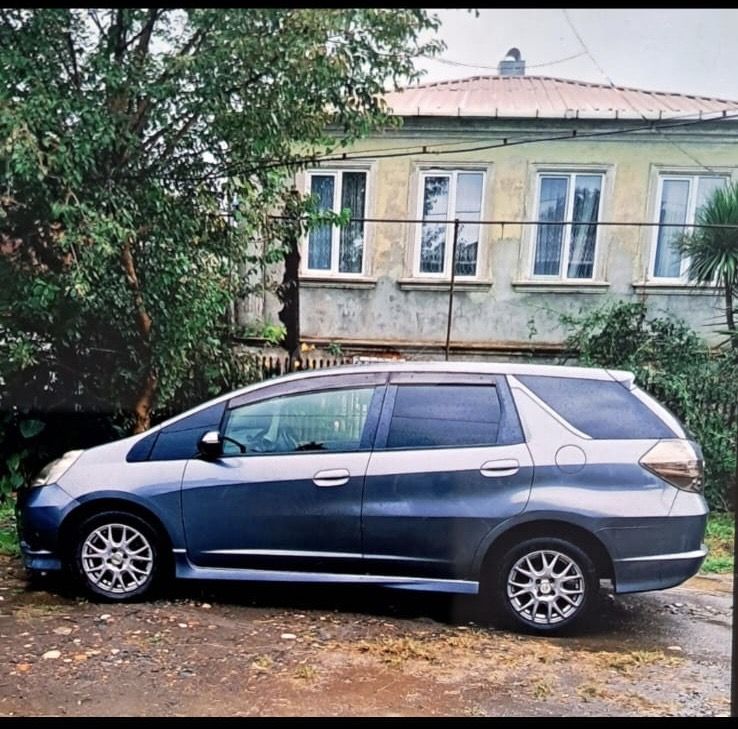 Honda FIT 2013 — photo 2