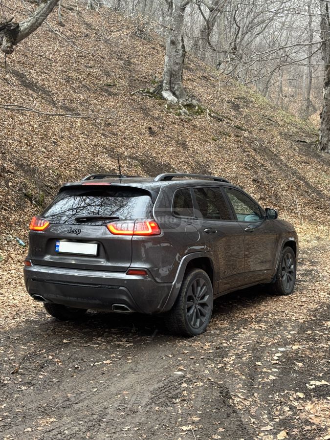Jeep Cherokee