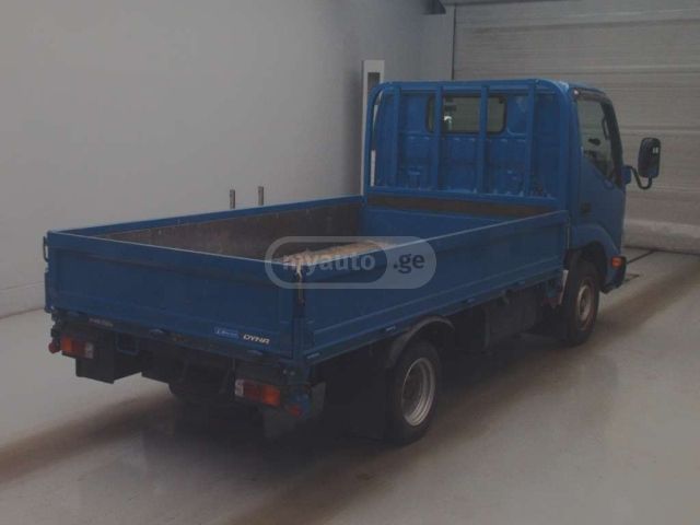 Toyota Dyna Truck 2022 — photo 2