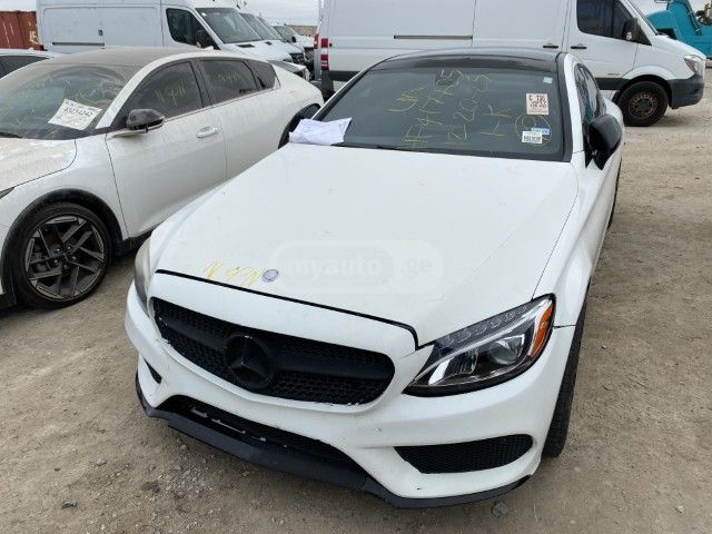Mercedes-Benz C 300 2016 — photo 2