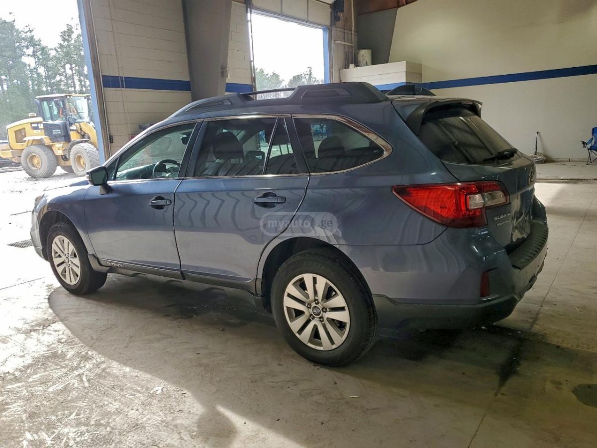 Subaru Outback 2017 — photo 2