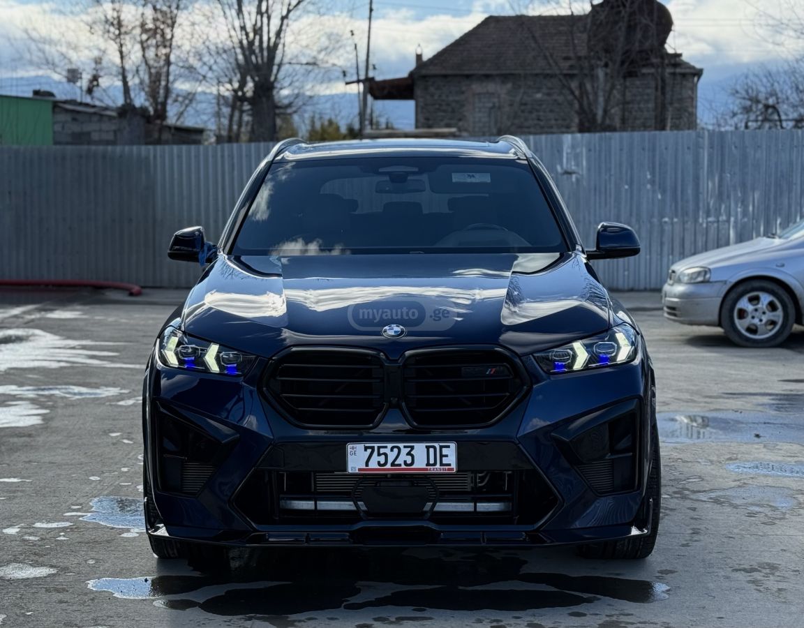 BMW X5 2019 — photo 2
