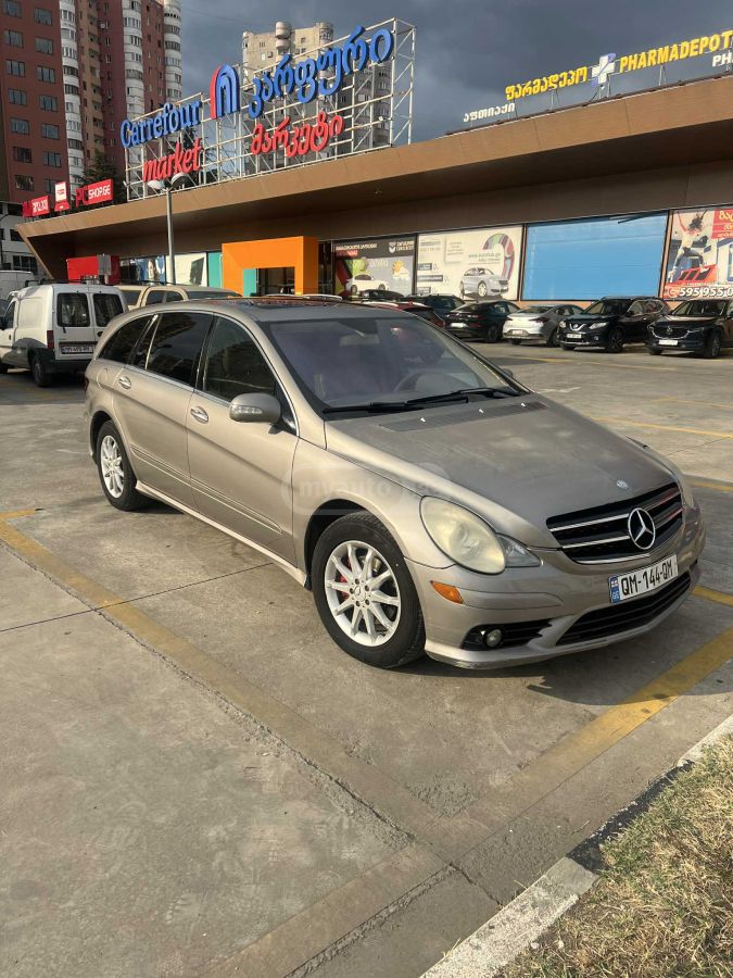 Mercedes-Benz R 320 2009 — photo 2