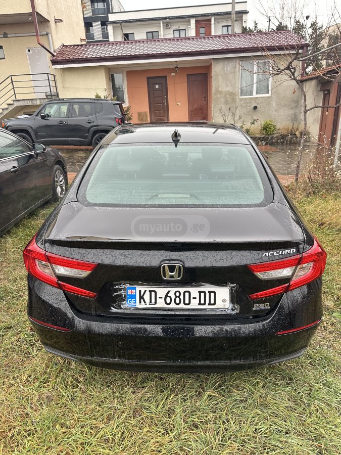 Honda Accord 2021 — photo 2