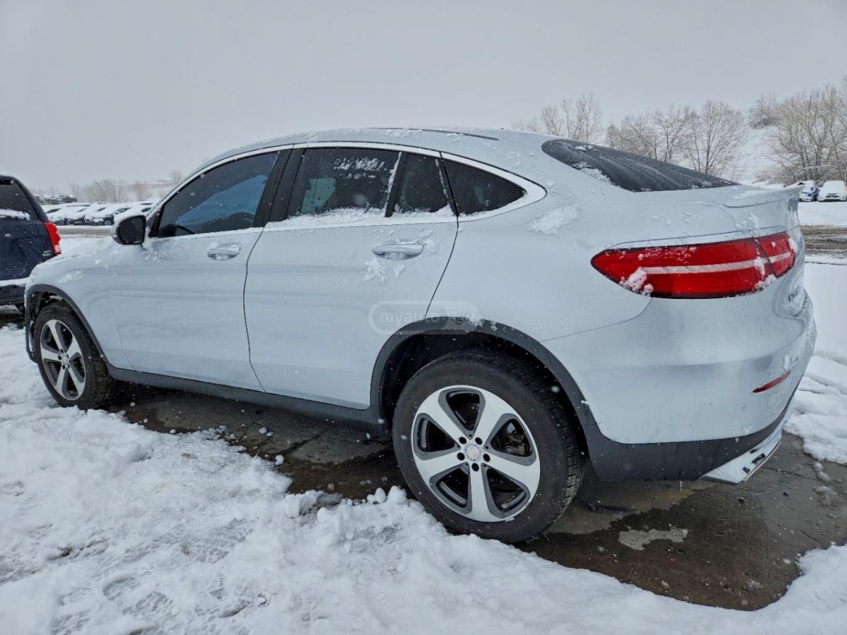Mercedes-Benz GLC 220 2017 — photo 2