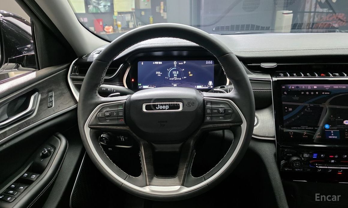 Jeep Grand Cherokee 2023 — photo 2