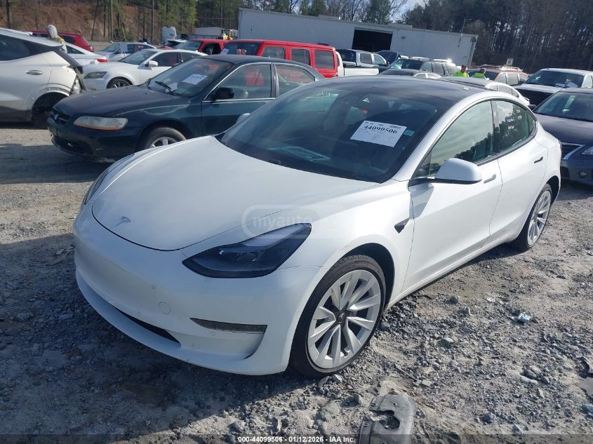 Tesla Model 3 2021 — photo 2