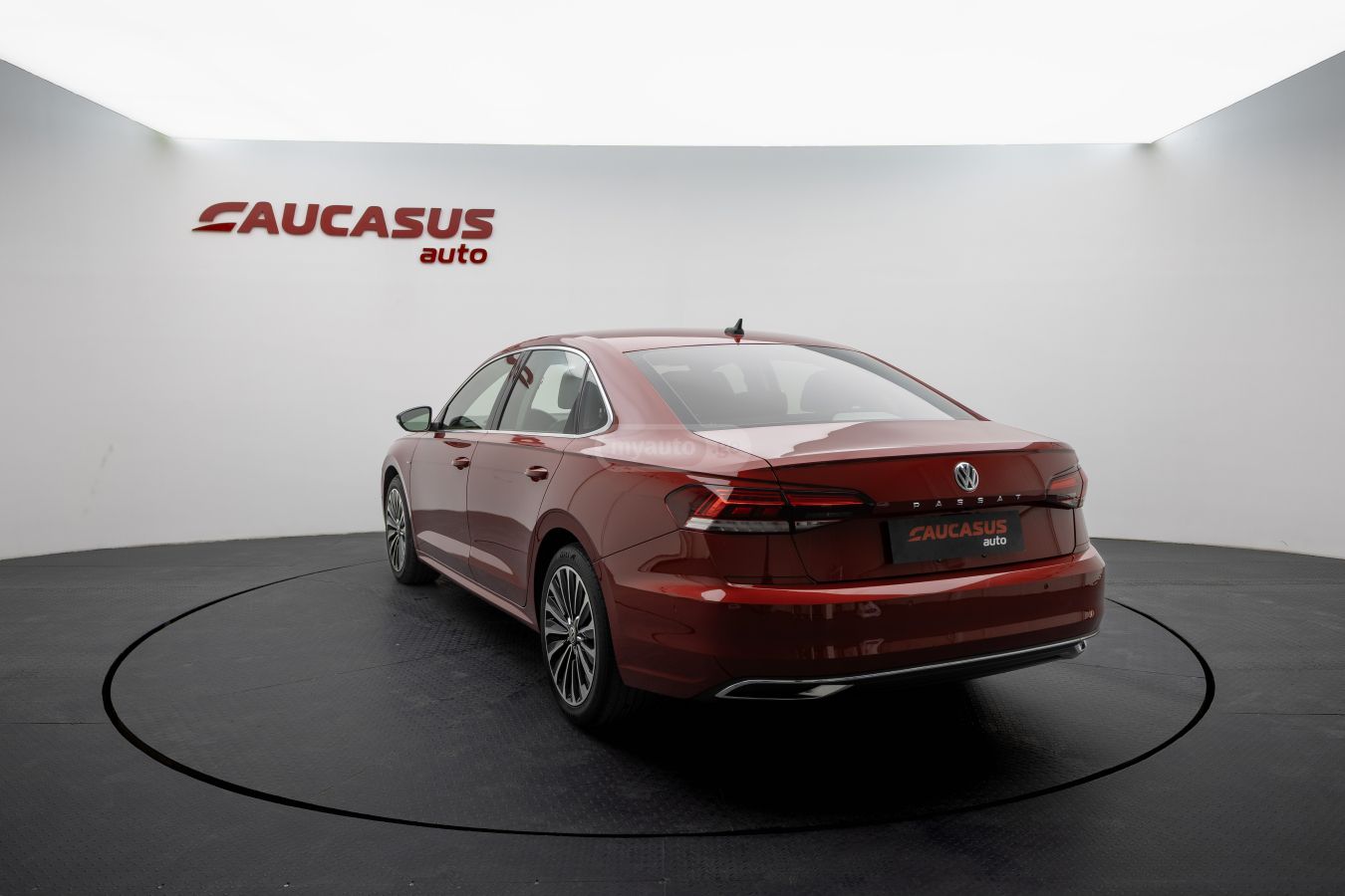 Volkswagen Passat 2022 — photo 2