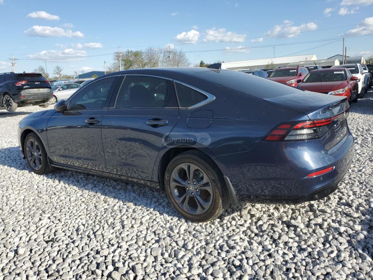 Honda Accord 2023 — photo 2