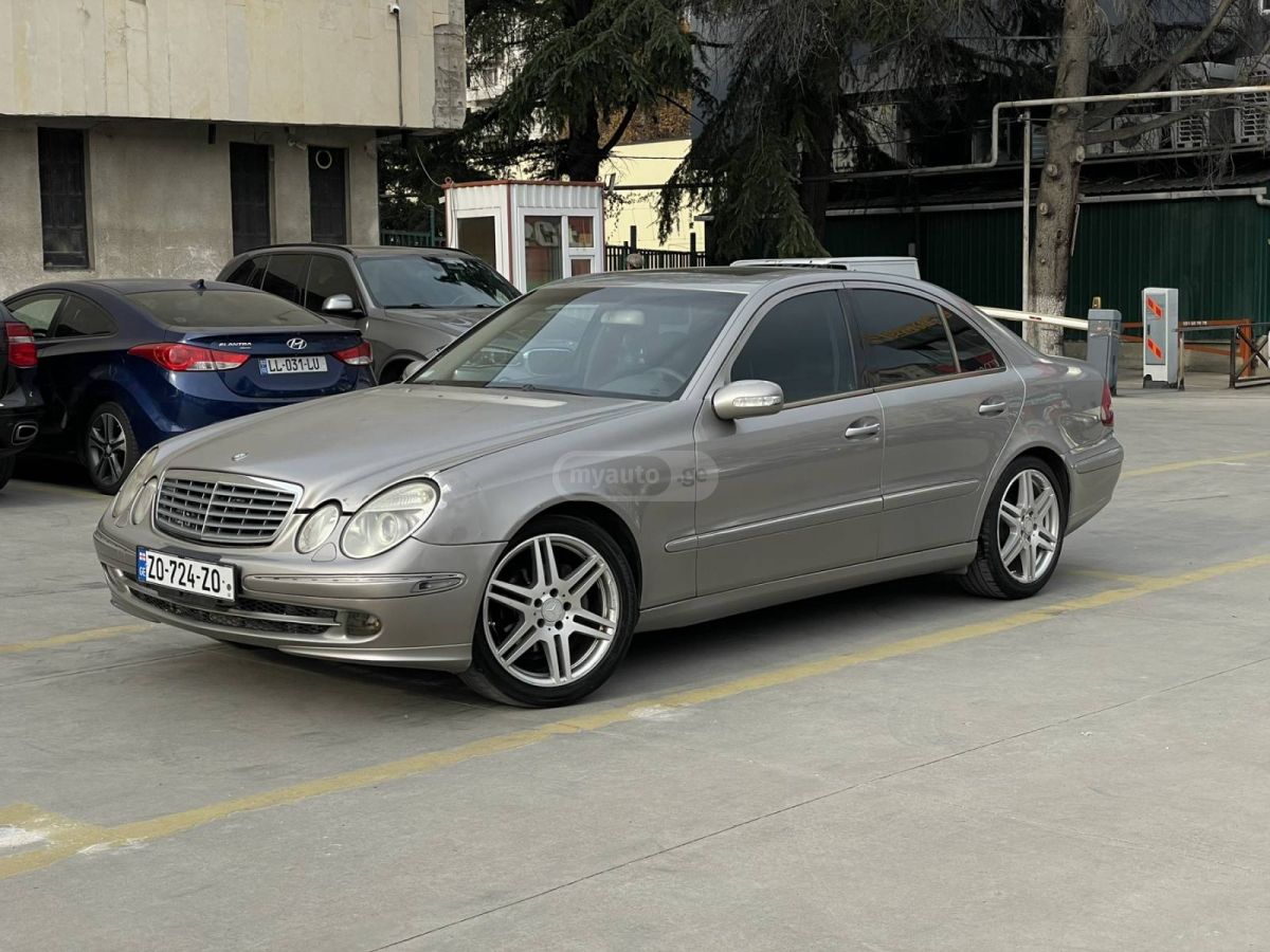 Mercedes-Benz E 350