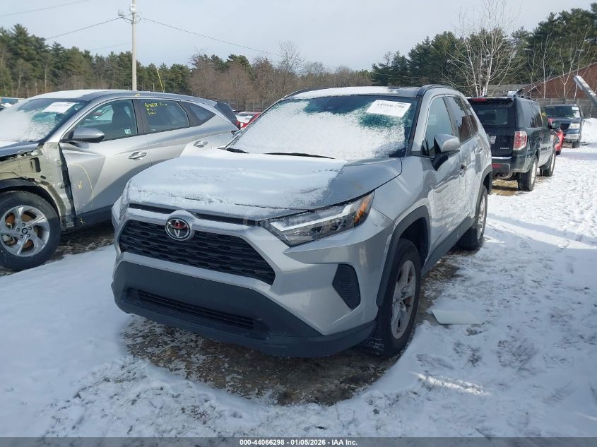 Toyota RAV 4 2022 — photo 2